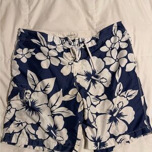 Old Navy Blue and White Bermuda Shorts Tropical Floral